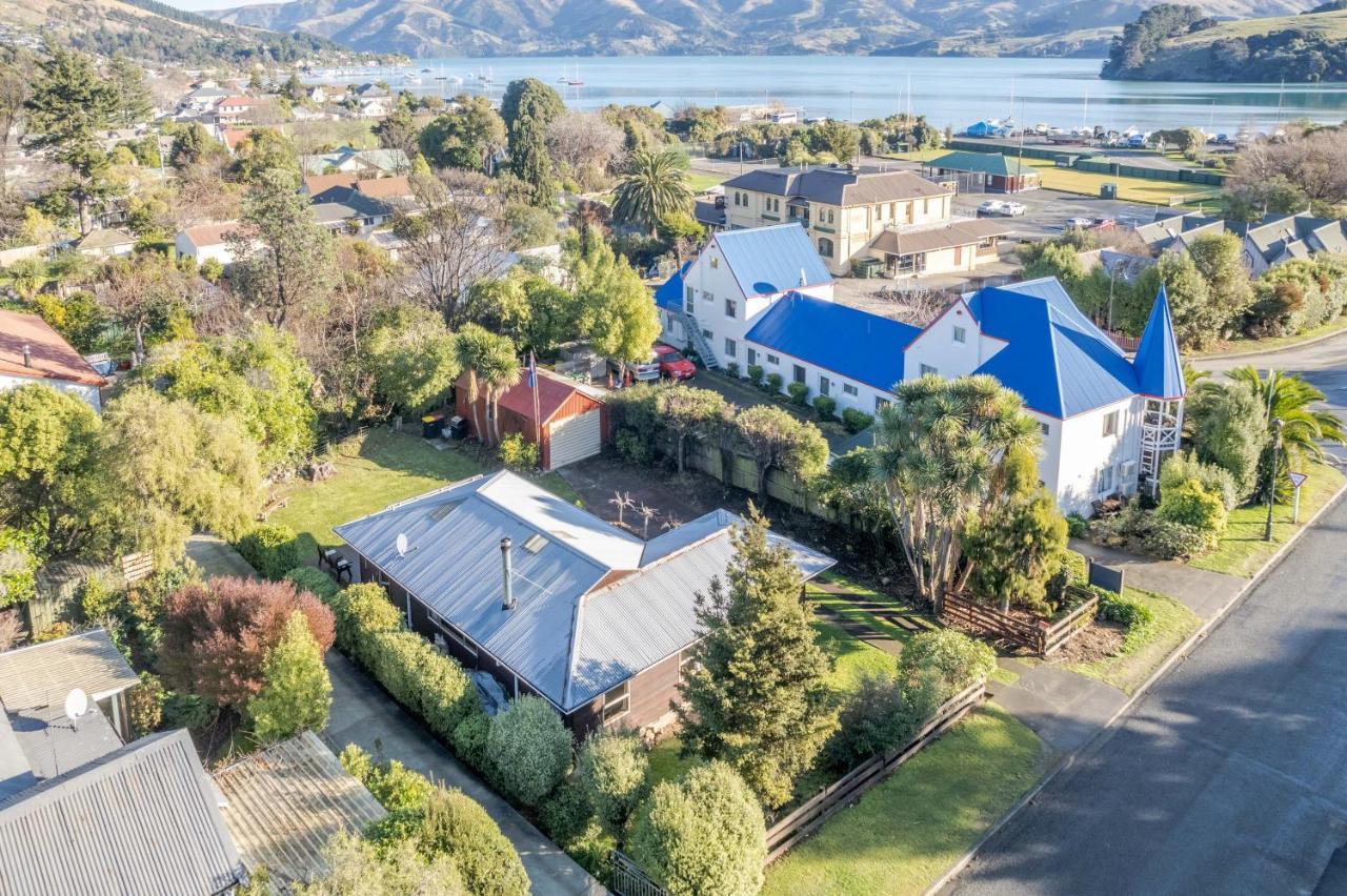Woodills Wonderland - Akaroa Holiday Home Exterior foto
