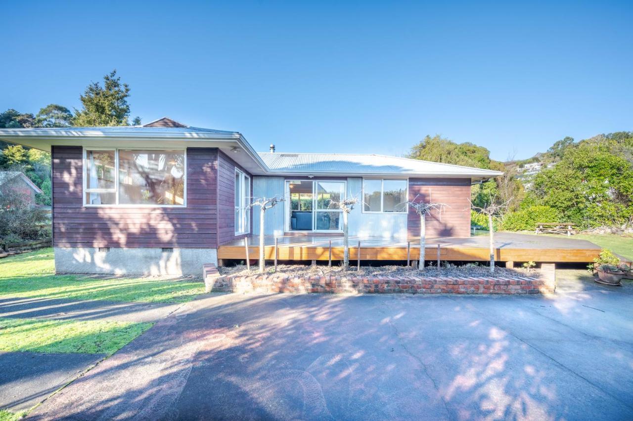 Woodills Wonderland - Akaroa Holiday Home Exterior foto